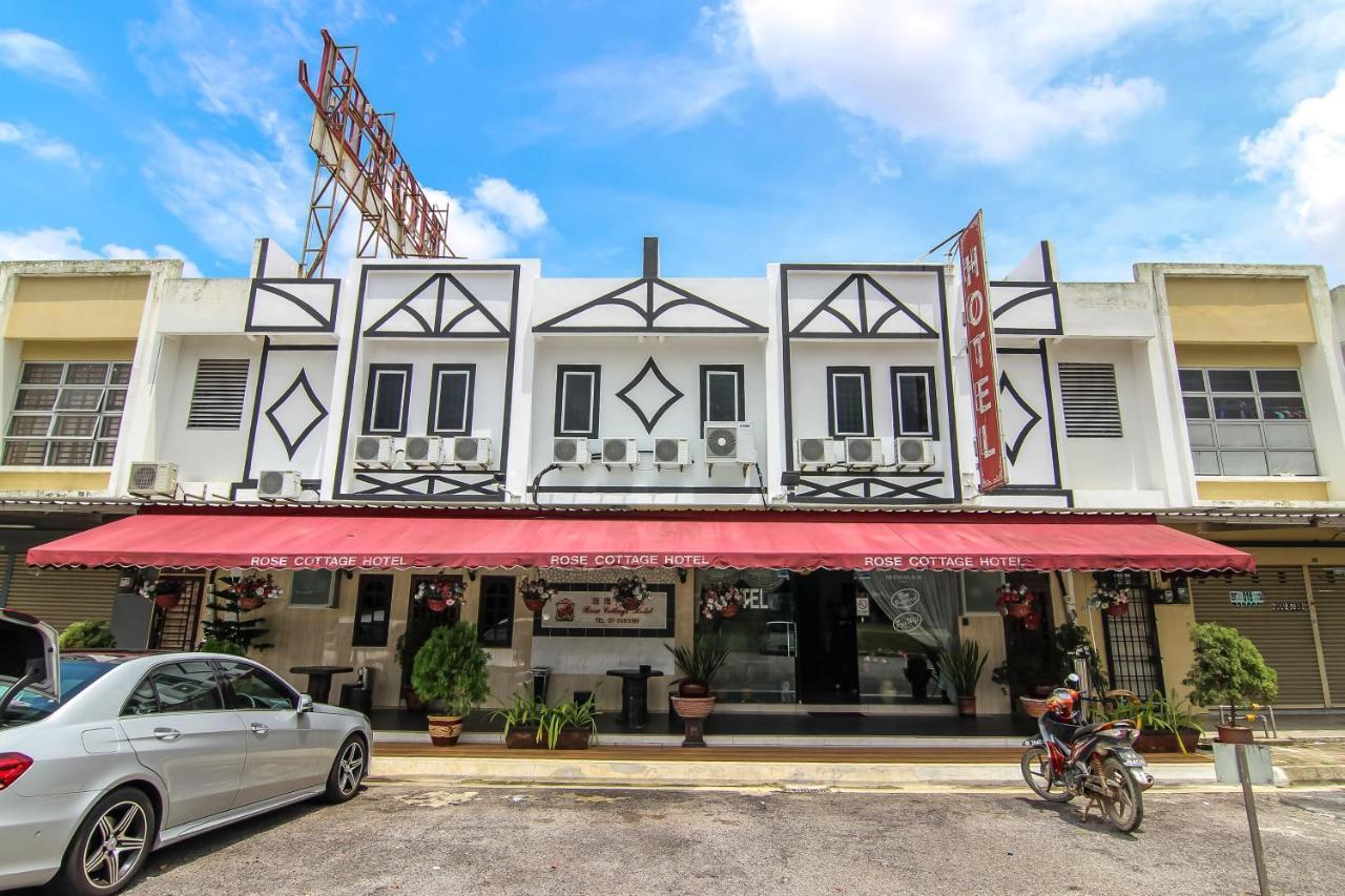 Rose Cottage Hotel Taman Daya Johor Bahru Buitenkant foto